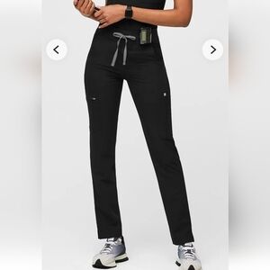 FIGS Yola Scrub Pants Size L NWT !